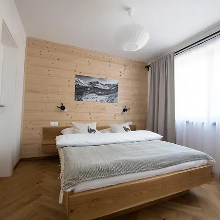 Apartment Lomnica Garden *